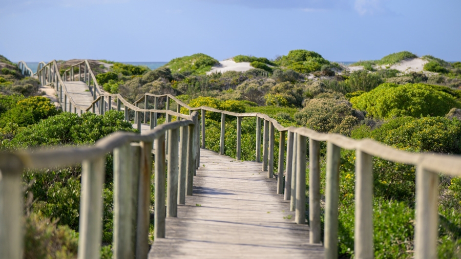 6 Bedroom Property for Sale in Struisbaai Western Cape